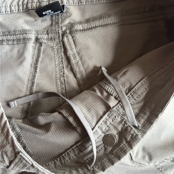 KUHL Women's HORIZN Skinny Hiking Pants Size 4 Short Grey - Picture 12 of 13